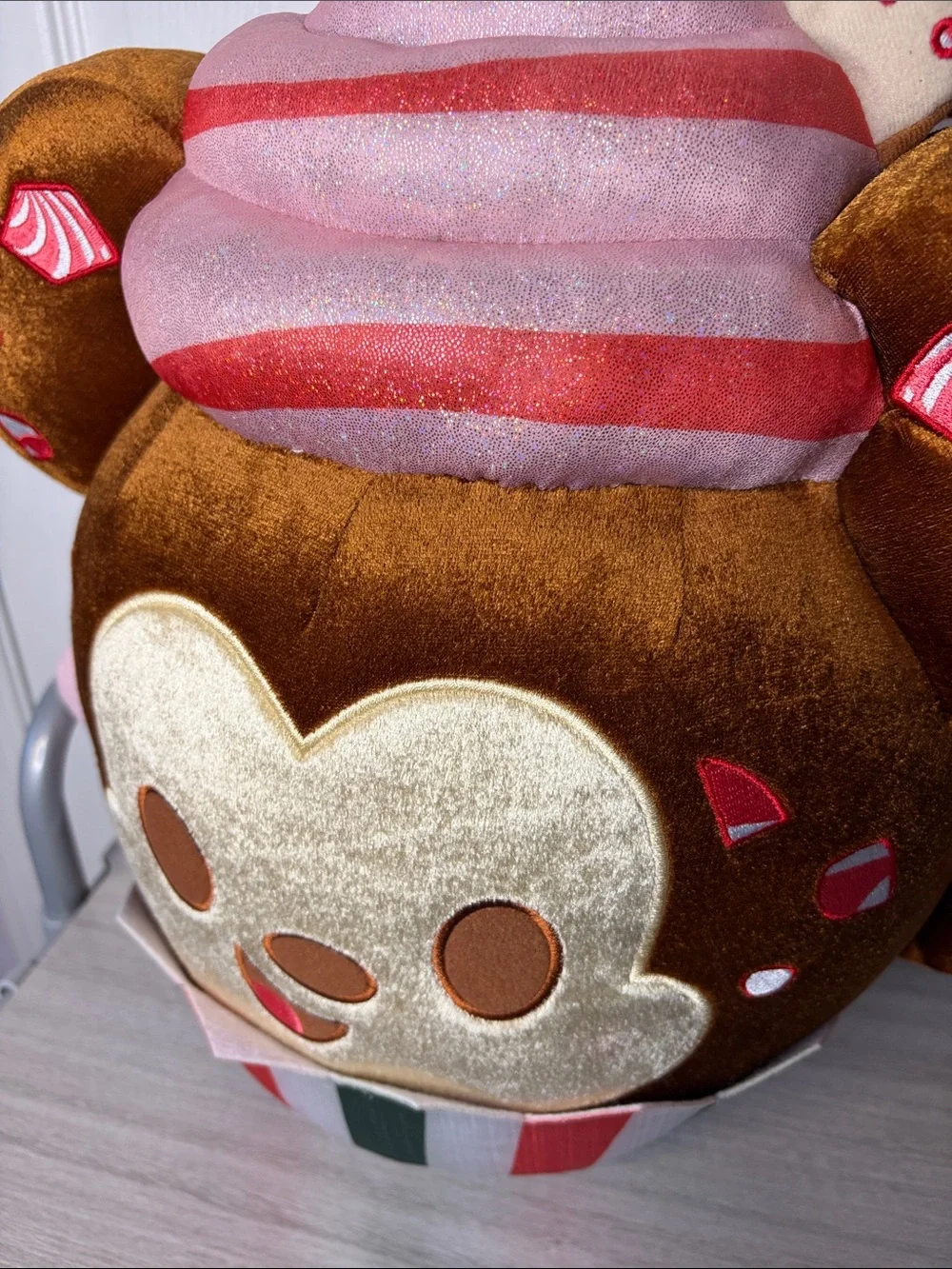 Disney Mickey Peppermint Bark Cupcake Munchkins Plush